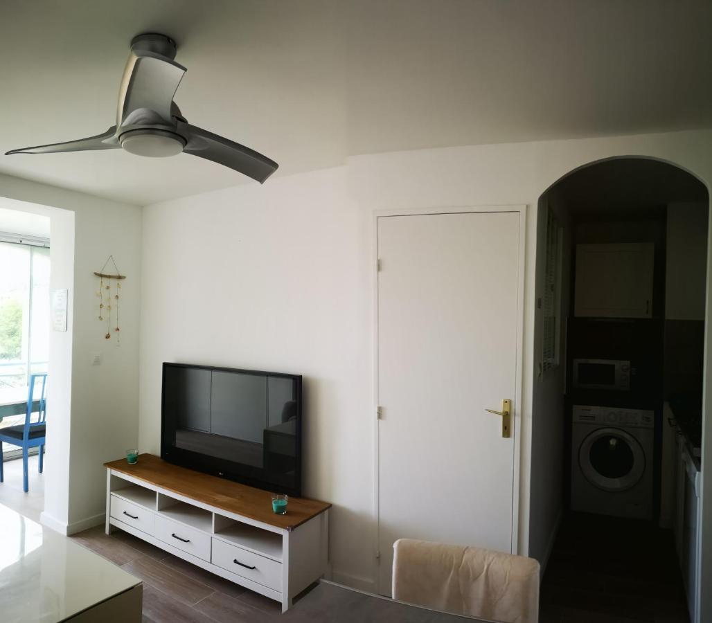 Appartement Avec Piscine Et Garage Proche Plage Et Commerces Ла-Сейн-сюр-Мер Екстер'єр фото
