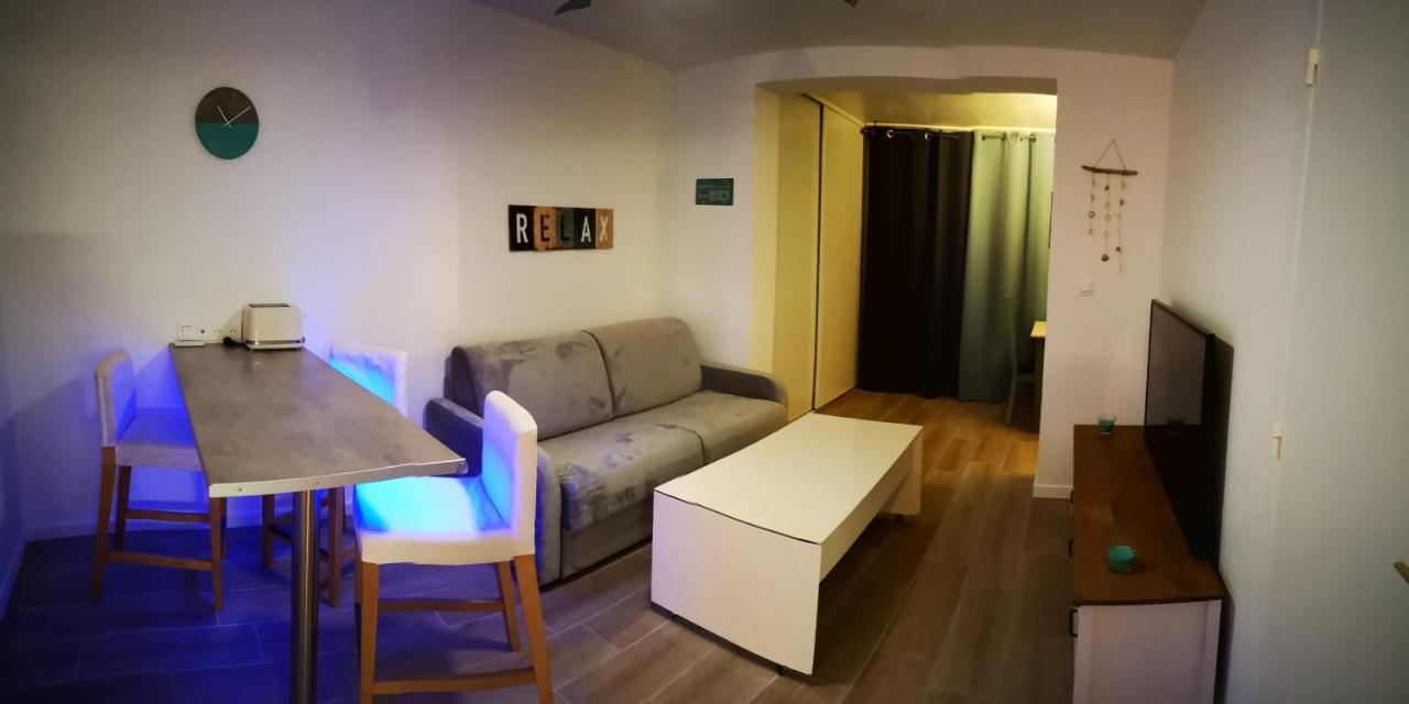 Appartement Avec Piscine Et Garage Proche Plage Et Commerces Ла-Сейн-сюр-Мер Екстер'єр фото